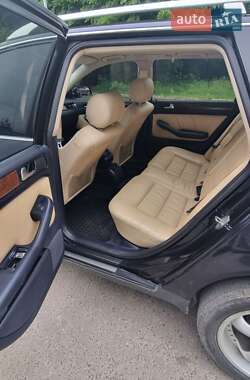 Универсал Audi A6 2002 в 