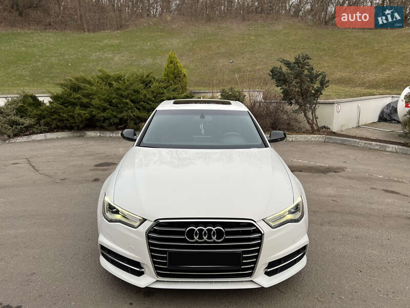 Седан Audi A6 2018 в Киеве