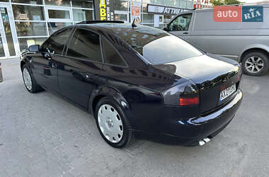 Седан Audi A6 2001 в 