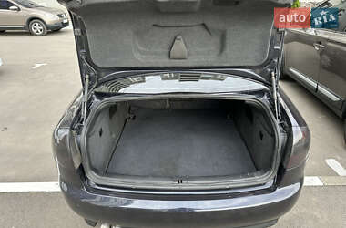 Седан Audi A6 2001 в 