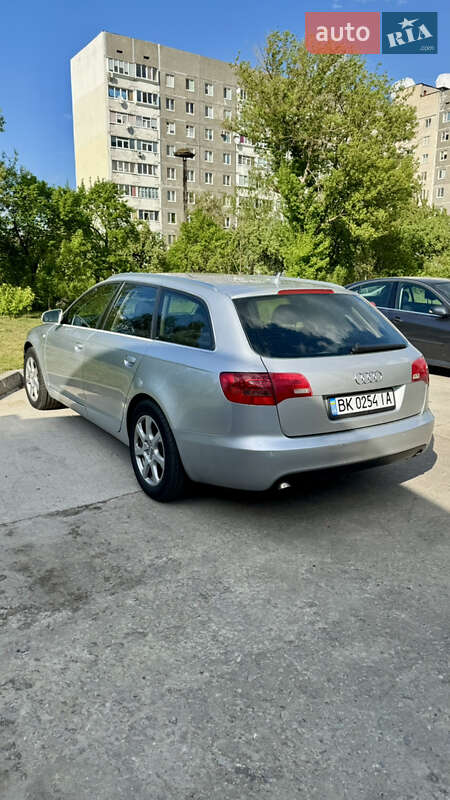 Універсал Audi A6 2005 в Вараші