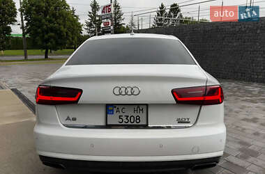 Седан Audi A6 2015 в 