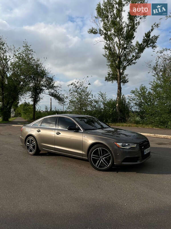 Седан Audi A6 2011 в Кривом Роге