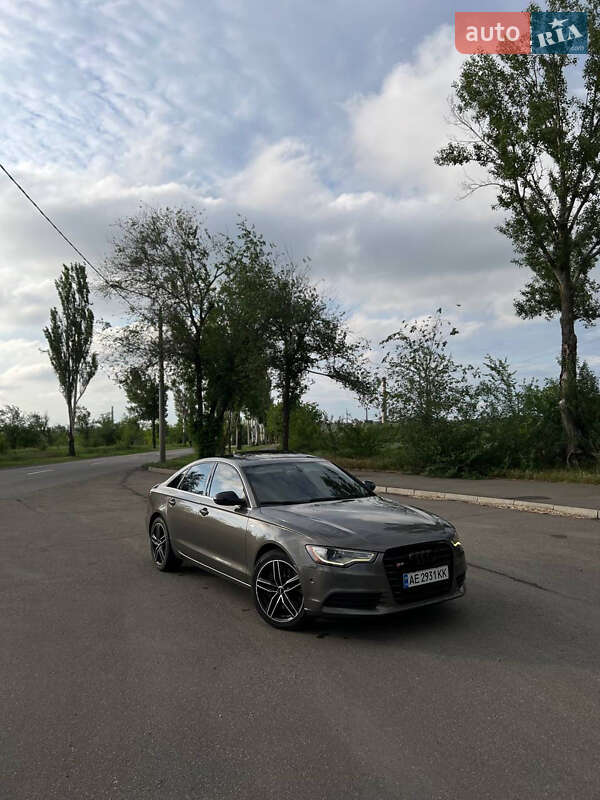 Седан Audi A6 2011 в Кривом Роге