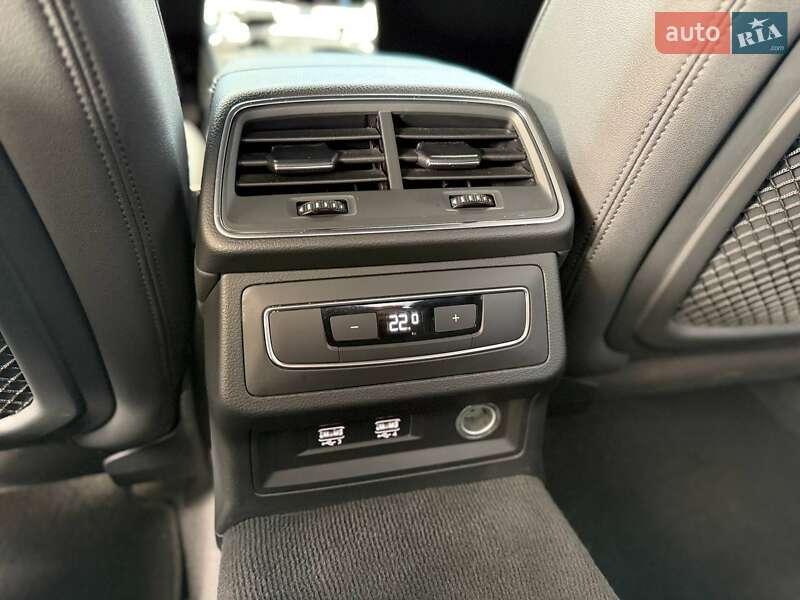 Седан Audi A6 2018 в Одессе