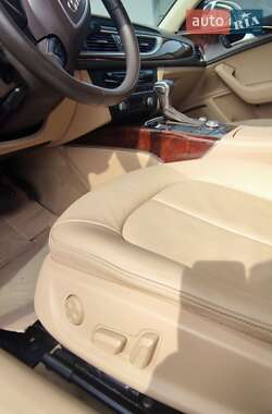 Седан Audi A6 2014 в 