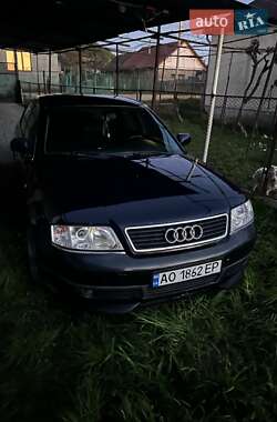 Седан Audi A6 2001 в 