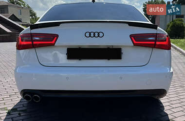 Седан Audi A6 2014 в 