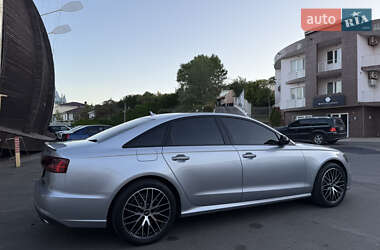 Седан Audi A6 2015 в 