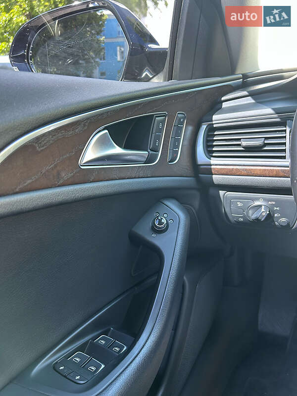 Седан Audi A6 2016 в Киеве