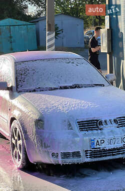Седан Audi A6 2004 в 