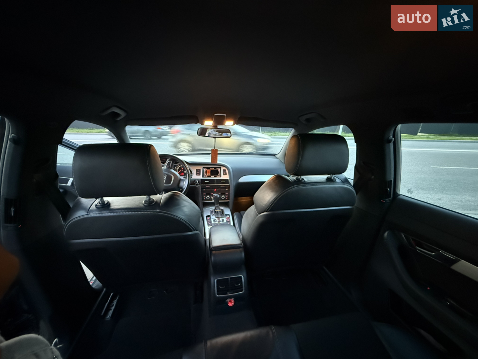 2010 Audi A6 - мініатюра 17
