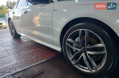 Седан Audi A6 2016 в 