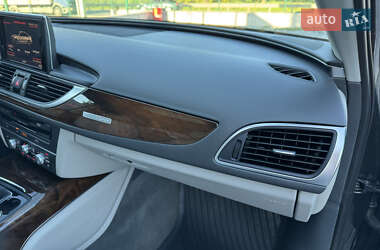 Седан Audi A6 2015 в 