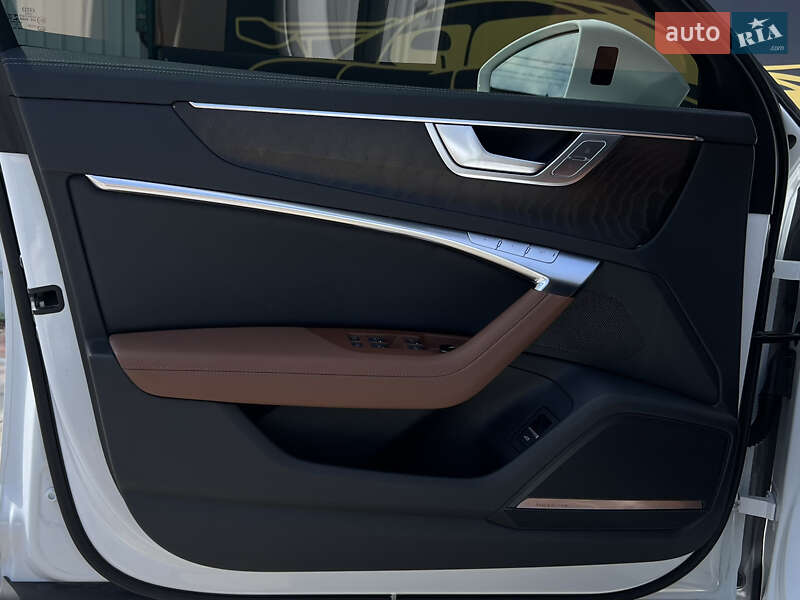 Седан Audi A6 2020 в Киеве