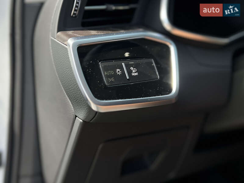 Седан Audi A6 2020 в Киеве