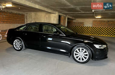 Седан Audi A6 2012 в 
