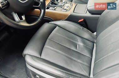 Седан Audi A6 2016 в 