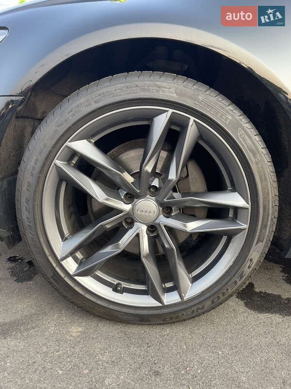 Универсал Audi A6 2014 в Киеве