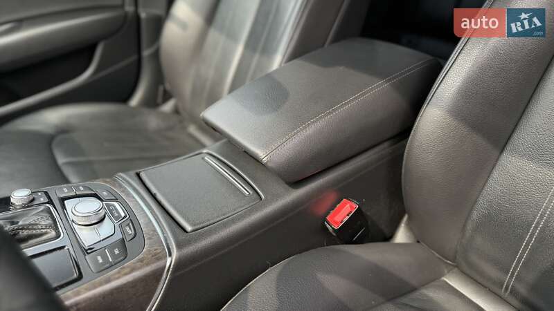 Седан Audi A6 2016 в Киеве