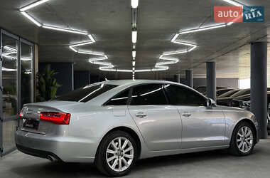 Седан Audi A6 2013 в 
