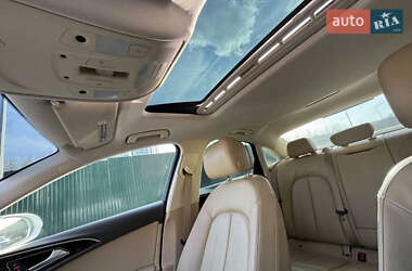 Седан Audi A6 2013 в 