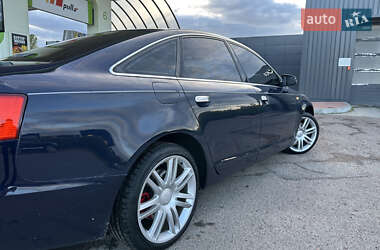 Седан Audi A6 2004 в 