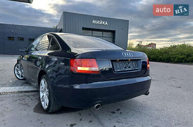 Седан Audi A6 2004 в 