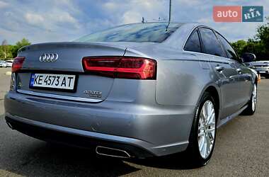 Седан Audi A6 2015 в 