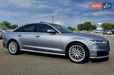 Седан Audi A6 2015 в 