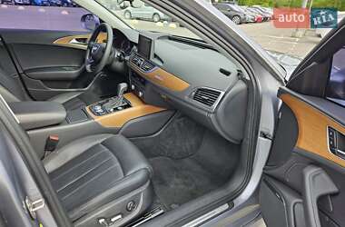 Седан Audi A6 2015 в 