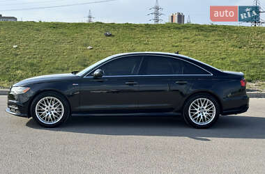 Седан Audi A6 2015 в 