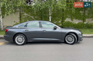 Седан Audi A6 2019 в 