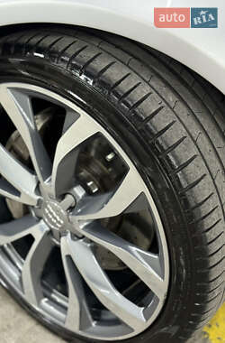 Седан Audi A6 2013 в 