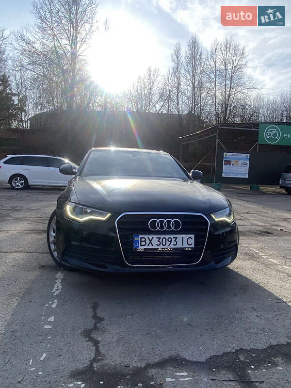 Седан Audi A6 2012 в 