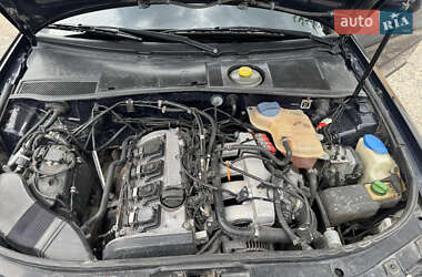 Седан Audi A6 1998 в 