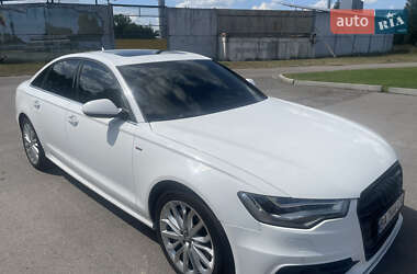 Седан Audi A6 2013 в 