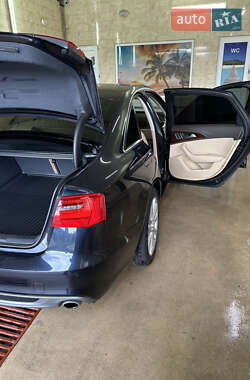 Седан Audi A6 2014 в 