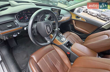 Седан Audi A6 2015 в 