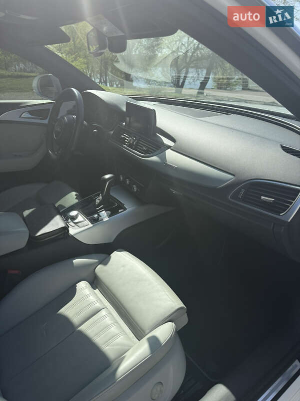 Седан Audi A6 2015 в Кременчуге
