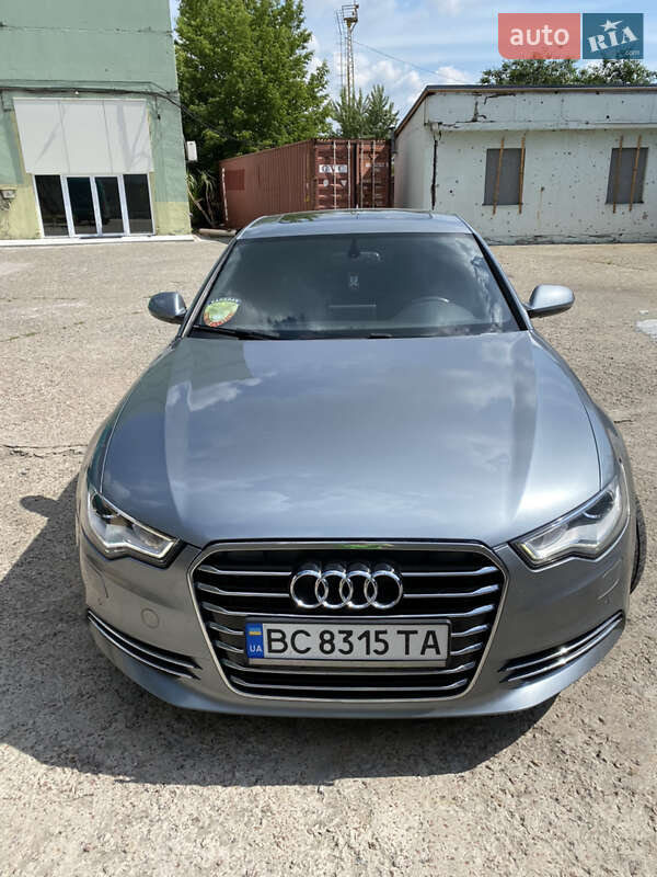 Седан Audi A6 2012 в Киеве