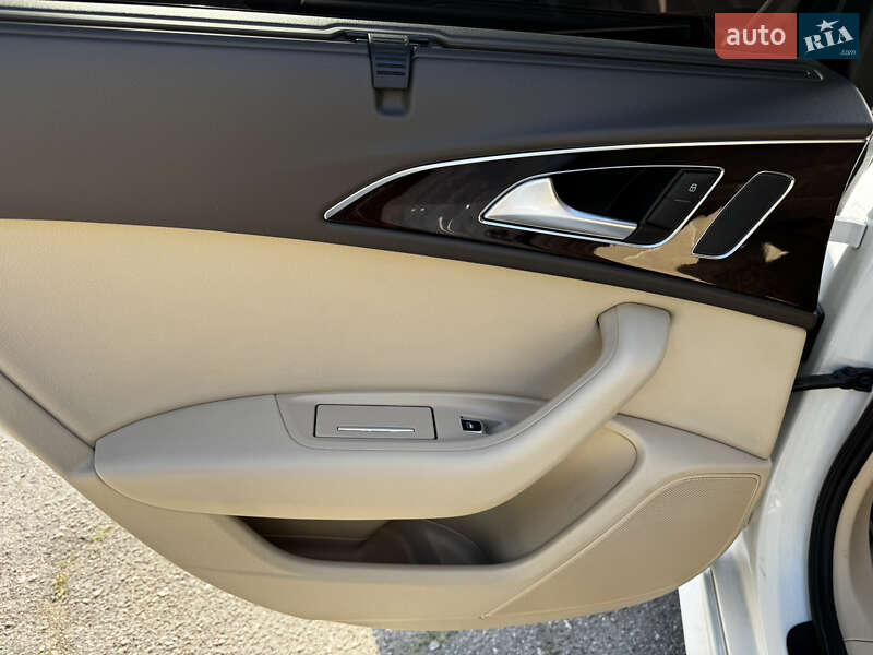 Седан Audi A6 2015 в Южноукраїнську