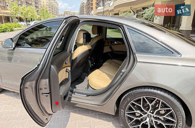 Седан Audi A6 2011 в 