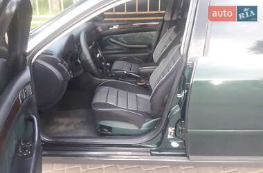 Седан Audi A6 1997 в 