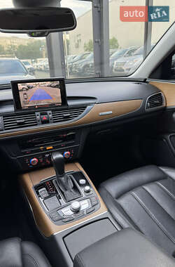 Седан Audi A6 2015 в 
