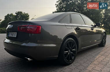 Седан Audi A6 2012 в 