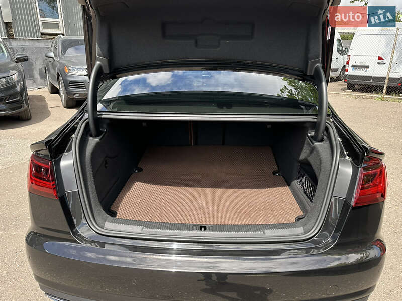 Седан Audi A6 2016 в Одессе