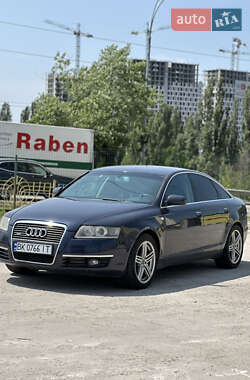 Седан Audi A6 2004 в 