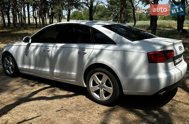 Седан Audi A6 2012 в 