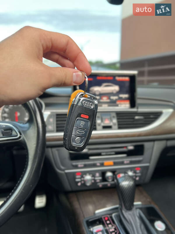Седан Audi A6 2016 в Нововолинську